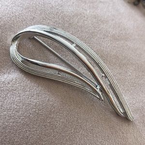 Vintage Sarah Coventry Silver Tone Swirl Brooch
